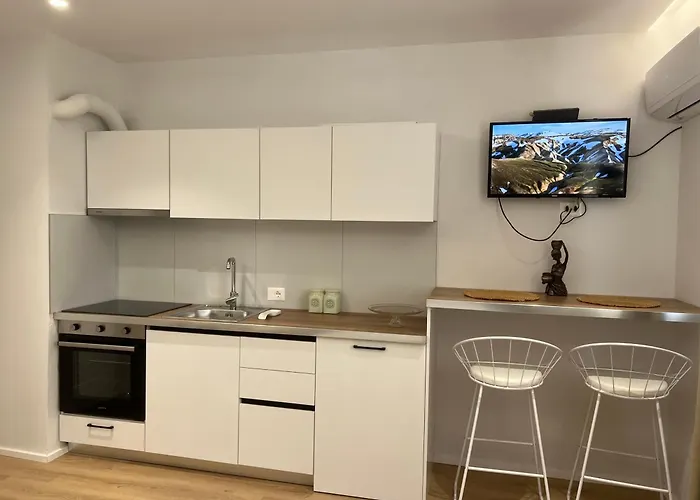 דירה Cozy Near Us Embassy In טיראנה